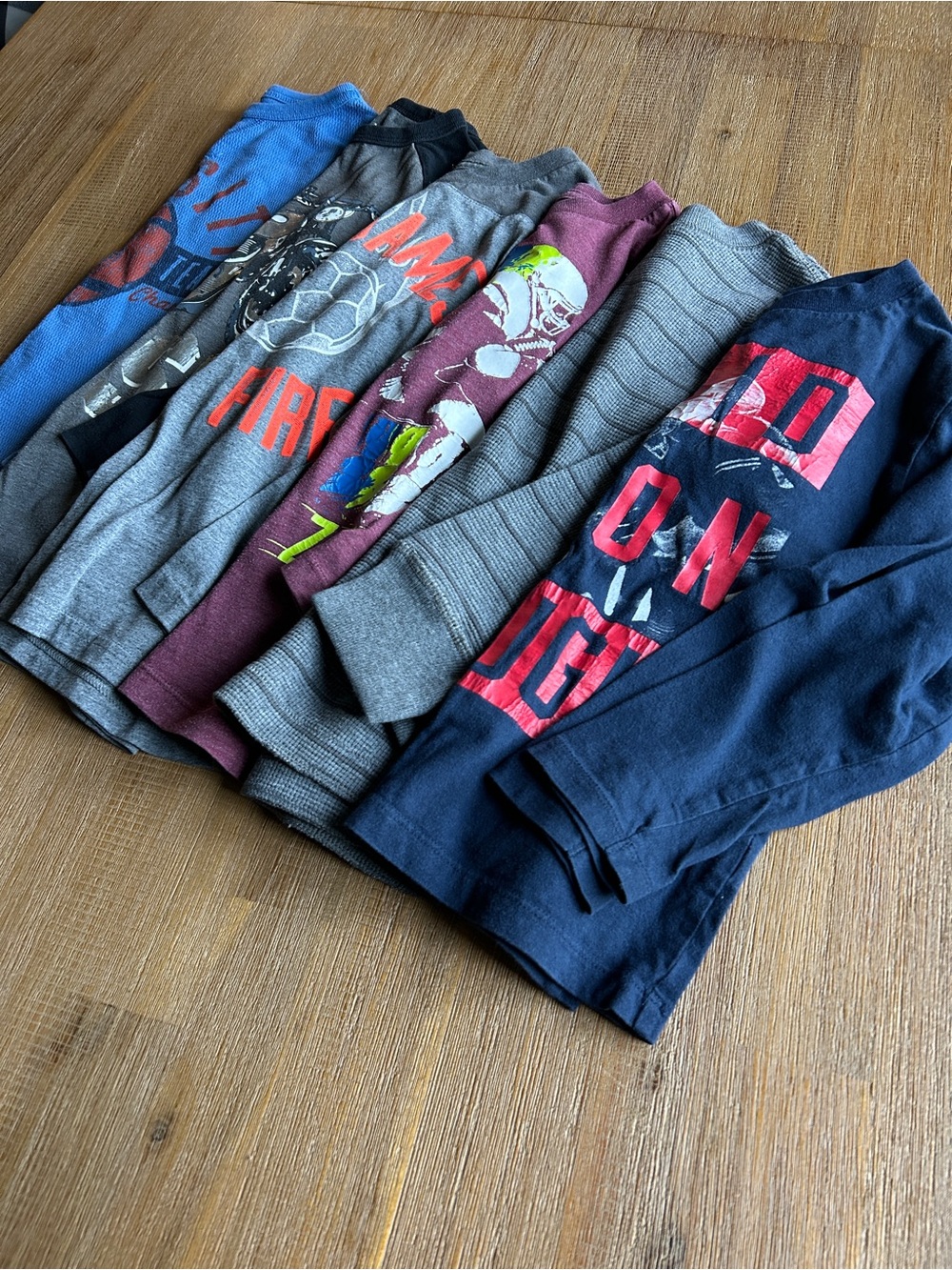 6pc Lot of 5/6 Long-Sleeve Ts